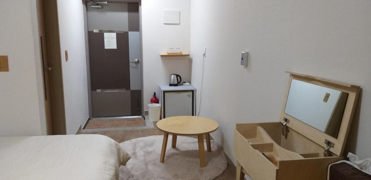 Moon Forest Guesthouse Jeju Exterior foto